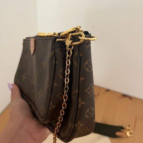 Louis Vuitton: Multi Pochette Accessoires (Monogram)✨ - Picture 11 of 16